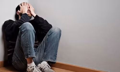 Cu tat troi giang va noi an han muon mang cua chong moi cuoi