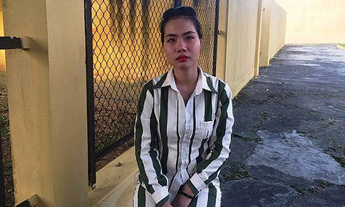 Phương rơm rớm nước mắt khi nhắc đến bố mẹ.