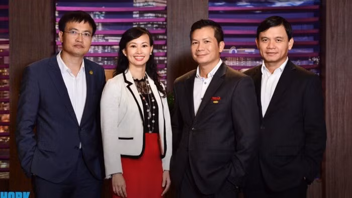 Bốn doanh nhân của chương trình truyền hình thực tế.