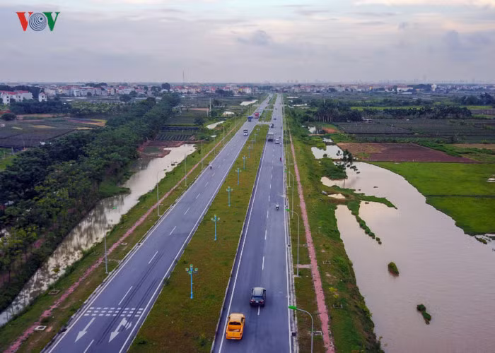 Dự án có tổng chiều dài toàn tuyến gần 15km, qua địa phận Vĩnh Phúc 3km, qua địa phận Hà Nội gần 12km, điểm đầu giao với QL2 tại địa phận xã Đạo Đức, huyện Bình Xuyên, Vĩnh Phúc, điểm cuối giao nhau với đường cao tốc Thăng Long - Nội Bài tại địa phận xã Nam Hồng, huyện Đông Anh, Hà Nội.