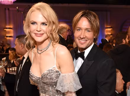 Nữ diễn viên Nicole Kidman làm đám cưới với nam ca sĩ nhạc đồng quê 49 tuổi Keith Urban đã 11 năm nay nhưng lúc nào cặp đôi cũng mặn nồng quấn quýt như thuở ban đầu.