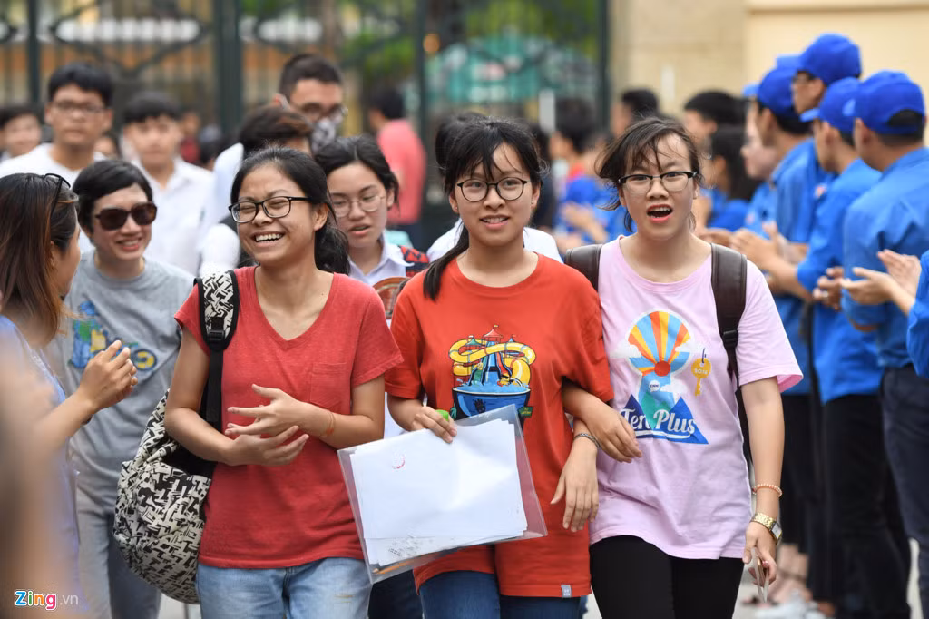 Một số bạn cho rằng 5 câu cuối cùng của đề Toán khó nhất.