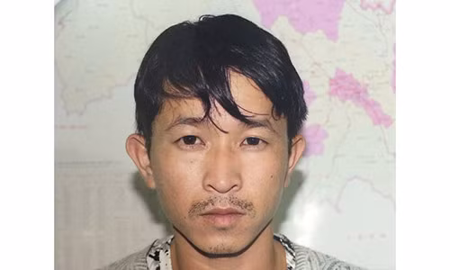 7 co gai sap bay "yeu" cua ga buon nguoi