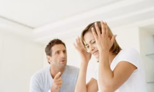 Toi bi stress nang voi nhung cau hoi van veo cua ong chong da nghi