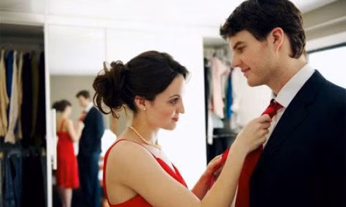 Đêm tân hôn vợ vênh mặt tuyên bố "đừng động vào tôi" Dem tan hon vo venh mat tuyen bo "dung dong vao toi"