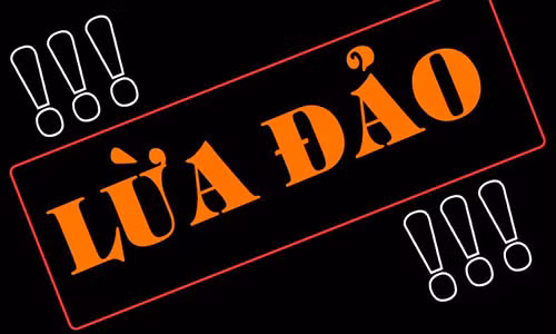 Ong lao 70 tuoi lang thang "deo mom" khien 4 nguoi phu nu "an trai dang"