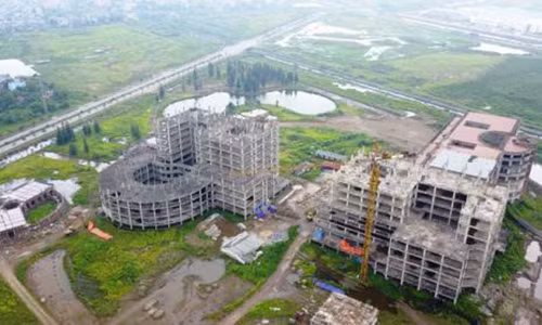 Du an benh vien 700 ty bo hoang: Troi oi, phi qua...