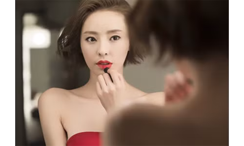 Noi dau xe long cua chang trai "bong dung" cuoi duoc vo dep