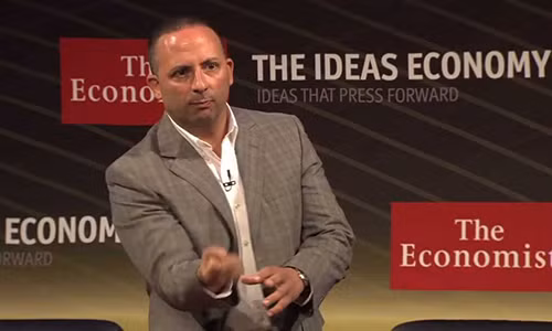 Bi coi la suc vat, trum mafia khat khao tro lai lam nguoi luong thien