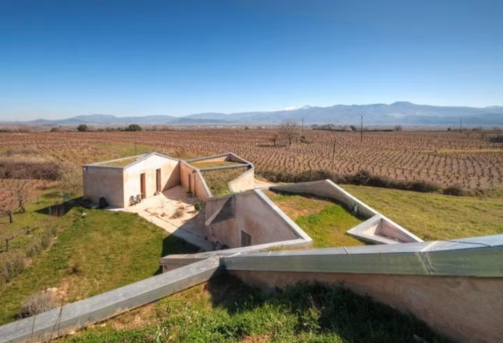 Ngôi nhà có mái độc đáo thiết kế ziczac.