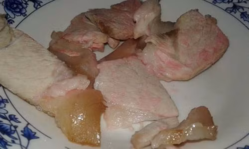 Ta hoa thit luoc de qua dem chuyen mau hong dang so