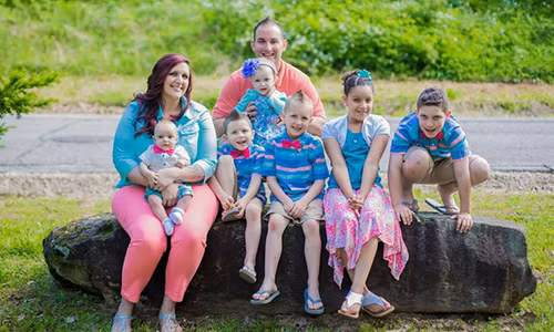 Cau noi cua bac si khien canh sat dua ca 5 dua con ra khoi nha