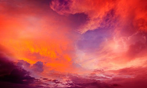 Các nhà khoa học cho rằng hiện tượng bầu trời đỏ như máu vào năm 1770 là do bão mặt trời cực mạnh.