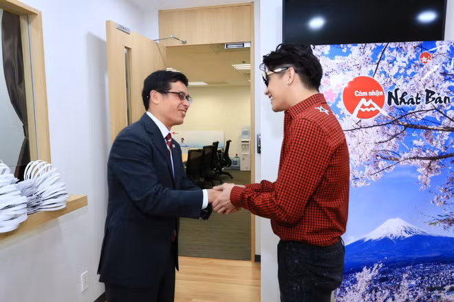 HLV The Voice Noo Phước Thịnh sẽ thực hiện nhiều kế hoạch và dự án ý nghĩa để góp phần quảng bá du lịch của xứ sở hoa Anh Đào.