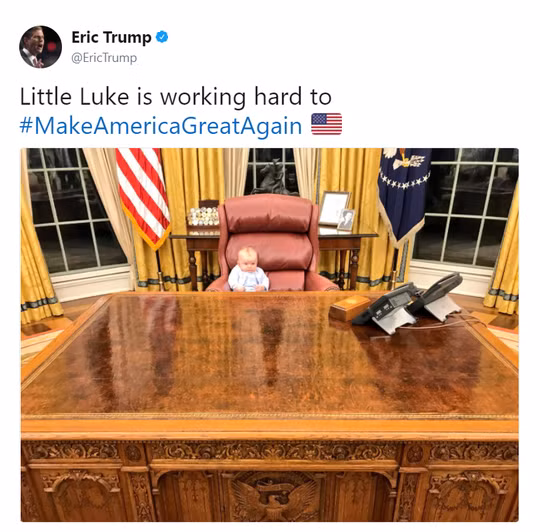 Ông Eric Trump - con trai thứ ba của Tổng thống Trump, chia sẻ bức ảnh quý tử Luke tại Phòng Bầu dục. Ảnh: Twitter