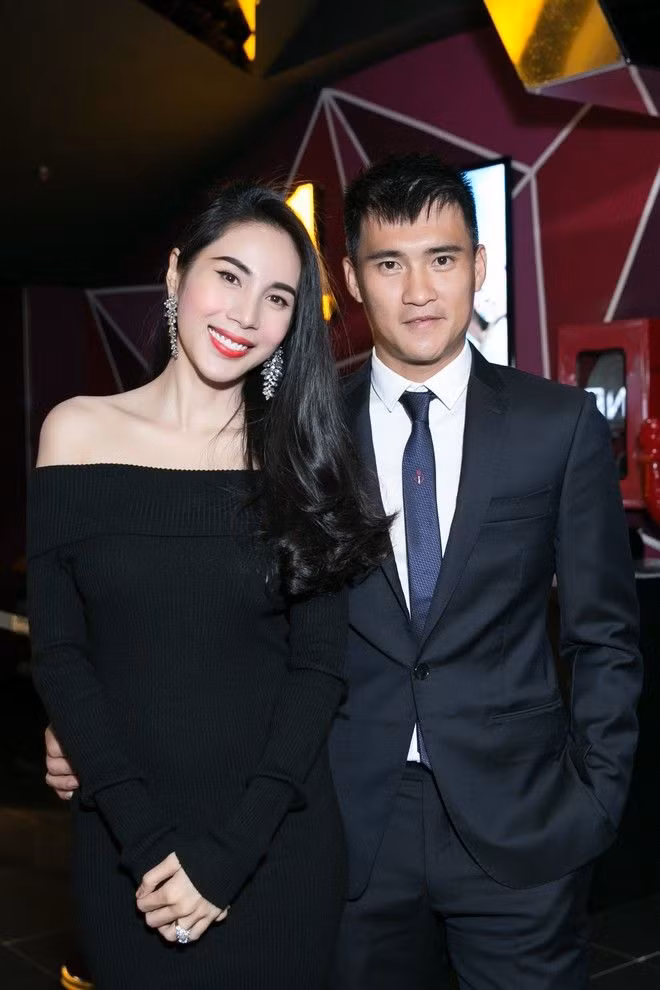 Thủy Tiên đang hạnh phúc, viên mãn bên Công Vinh.