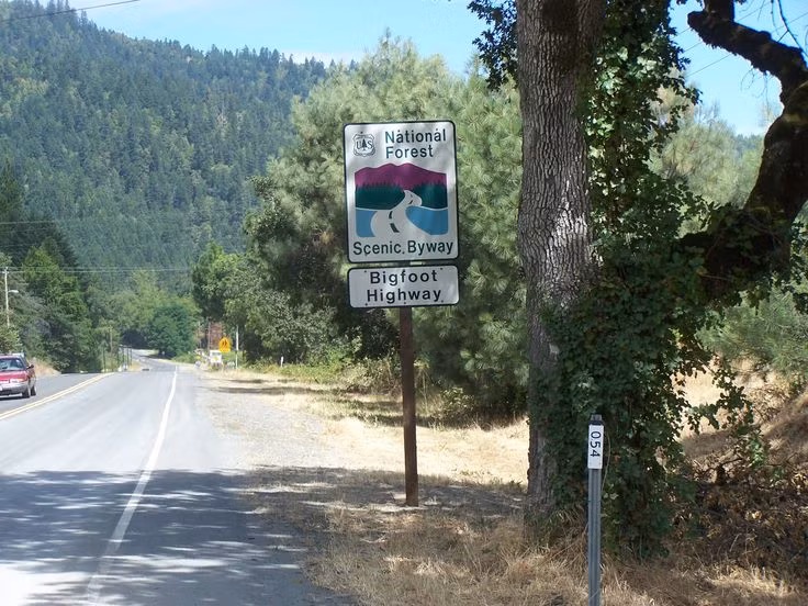 Bi an rung ron sau nhung dia danh noi tieng the gioi