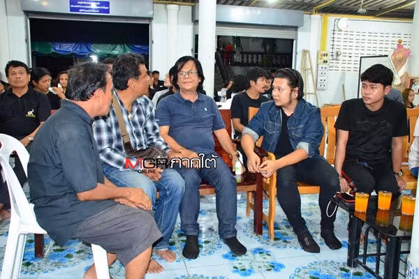 Rattana Ramchatu năm nay 19 tuổi, sở hữu vẻ đẹp gợi cảm với làn da rám nắng. Sau khi đăng quang tại quê nhà, cô dự kiến có mặt tại Miss Grand Thailand 2017 diễn ra vào ngày 18/7. Ban tổ chức cuộc thi Miss Grand Thailand đã bày tỏ sự thương tiếc và gửi lời chia buồn đến gia đình khi cô ra đi quá sớm.