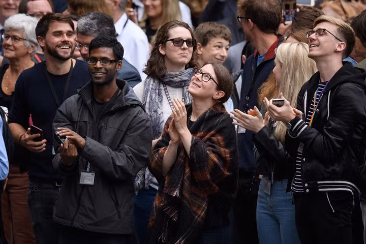 Khám phá tháp chuông Big Ben trước giờ “đại phẫu” - Hình 10 Kham pha thap chuong Big Ben truoc gio “dai phau”-Hinh-10