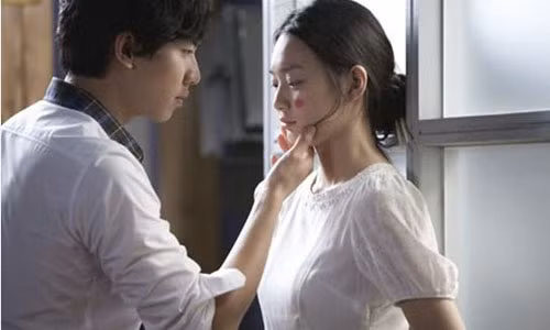 Tam su cua co gai kem sac co nguoi yeu la "sao"