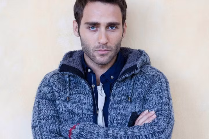 Kenan Ece (sinh năm 1980 ở UAE) là diễn viên.