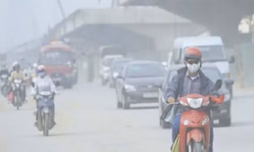 Nguoi dan Ha Noi dang phai hit tho khong khi ban den co nao?