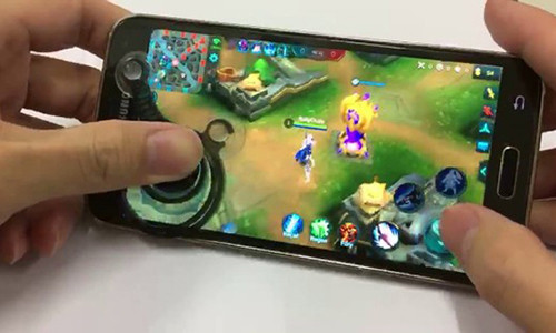 Chàng trai người Trung Quốc bỗng dưng bị liệt do chơi điện tử liên tục 2 ngày. Ảnh minh họa