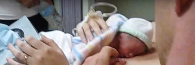 Ky dieu: Be trai so sinh tinh lai sau 2 tieng ngung tho