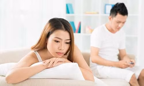 Dan ong nhu qua dua hau, xanh vo thi do long