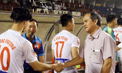 Bau Duc bao ve Cong Phuong truoc mua chi trich