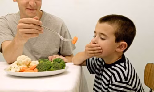 Bao dong: 70% bua an cua nguoi Viet kem chat luong