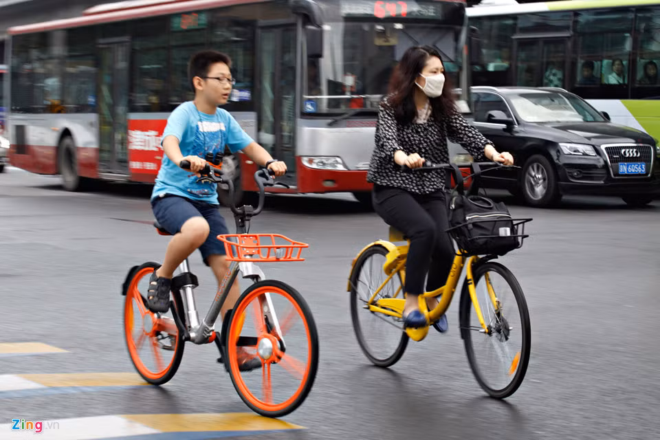 Xe đạp chia sẻ đang trở thành một trong những phương tiện giao thông công cộng phổ biến nhất ở Bắc Kinh. Mô hình này đang được lan rộng ra các thành phố lớn của Trung Quốc.