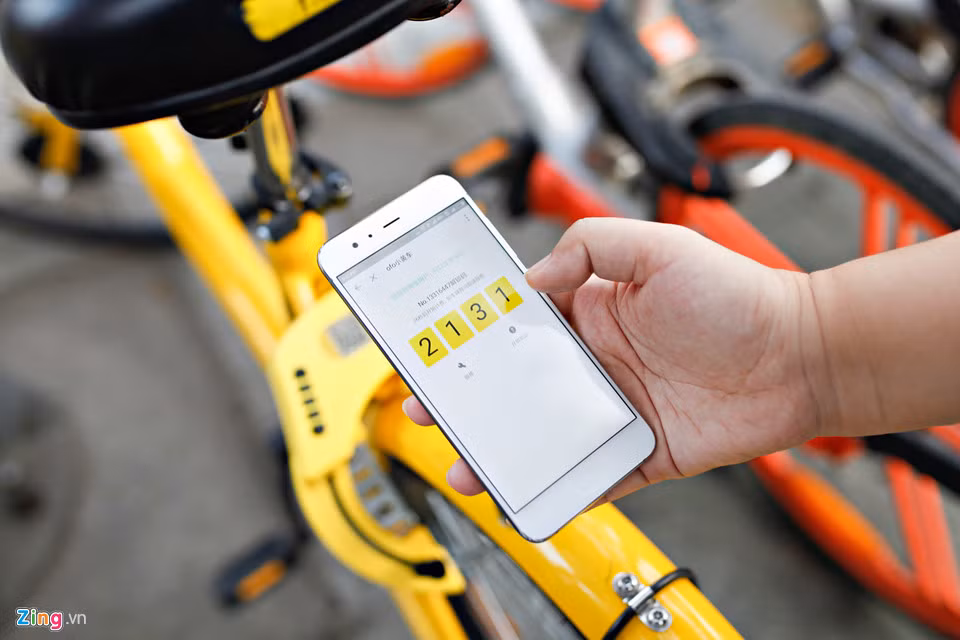 Ưu điểm của dịch vụ này là người dùng không phải bỏ ra quá nhiều tiền để mua một chiếc xe, không tốn công bảo dưỡng cũng như trông coi. Khi xe bị hư, người dùng chỉ cần thông báo qua ứng dụng trên smartphone, nhà cung cấp sẽ dựa vào GPS để xác định vị trí và cử người đến gom về để sửa chữa.