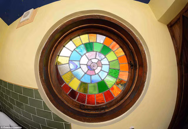 Cavendish hi vọng nhóm mình sẽ sớm hoàn thành 4 căn nhà Hobbit trong mơ vào đầu năm tới.