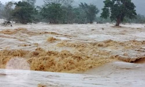 Lao Cai: Lu ong trong Vuon quoc gia Hoang Lien cuon troi 3 nguoi