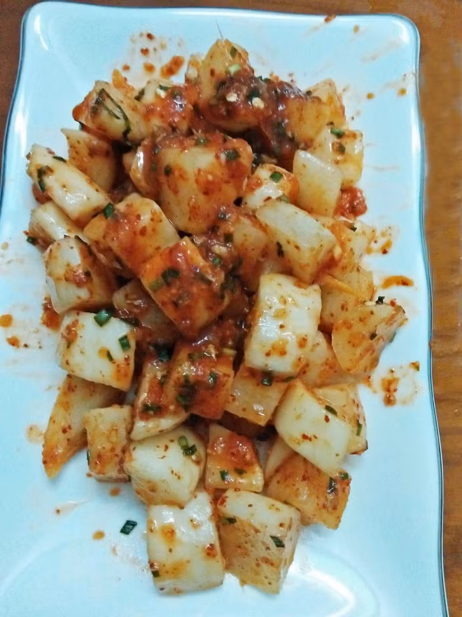 Lạnh thế này có hũ kim chi cay cay, tê tê thì "phê" phải biết - Hình 2 Lanh the nay co hu kim chi cay cay, te te thi "phe" phai biet-Hinh-2