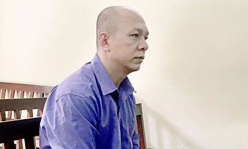 Gã đàn ông đốt người tình được giảm án.