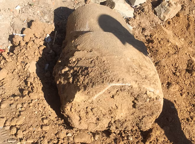 Lien tuc phat hien co vat o Quang Ngai