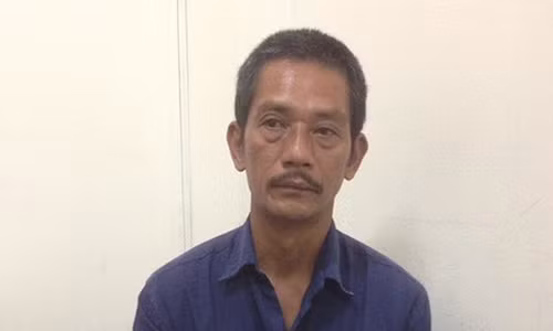 Ke tron truy na 23 nam co 18 "bo nhi" va 1 nguoi vo