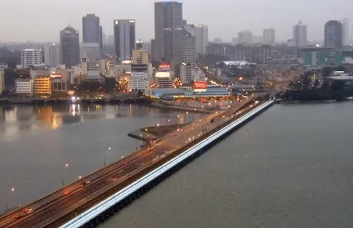 Những đường biên giới quốc gia kỳ lạ trên thế giới Nhung duong bien gioi quoc gia ky la tren the gioi