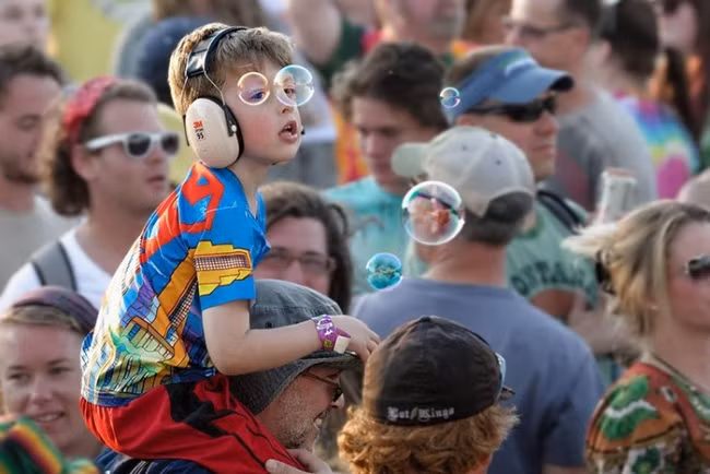 Cặp kính diệu kỳ.