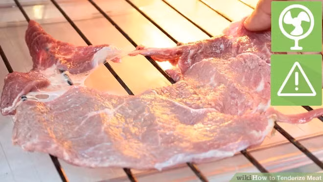 4.Làm khô thịt -Sử dụng một chiếc giá đỡ đặt vào bên trong tủ lạnh sau đó trải miếng thịt đều ra. Quạt sẽ giúp cho miếng thịt được khô đều, để càng lâu thì thịt càng mềm và hương vị càng đậm đà hơn.