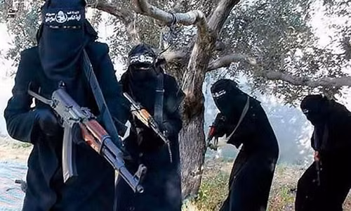 Phan bi tham cua phu nu ngoai lay chong IS