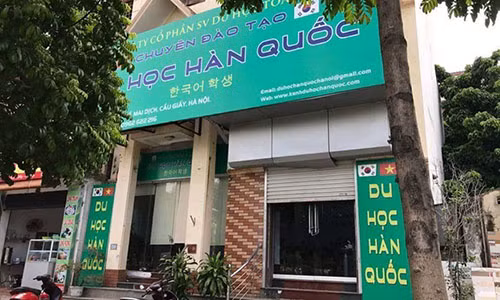 Doi tien coc khong thanh, nam sinh cua co nu GD trung tam du hoc