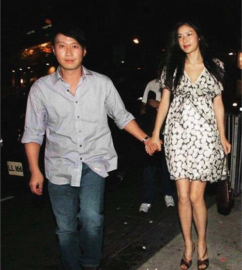 Thên vương Lê Minh và Lạc Cơ Nhi khi đang hẹn hò.