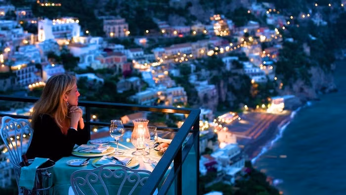 Ngat ngay lang chai ven bien Positano dep nhu tranh ve-Hinh-3