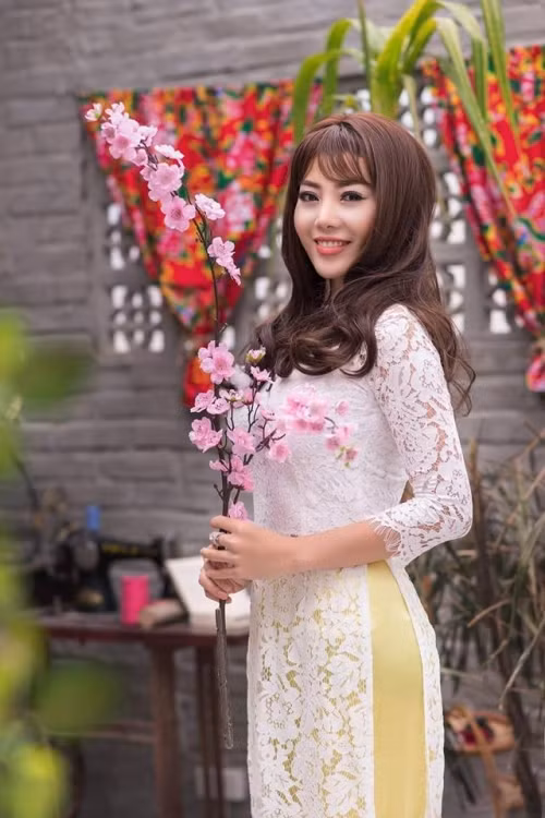 Phan Huong "Nguoi phan xu" nhan xet gi ve Khai so khanh