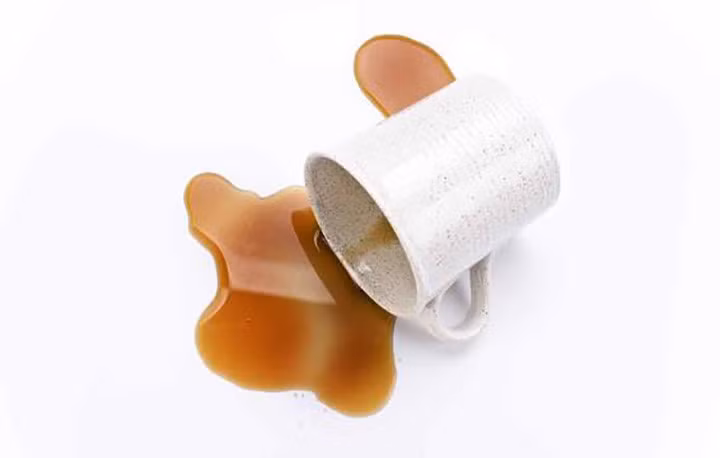 Vụng về: Nếu bạn thấy mình khó khăn khi mở khóa cửa hay giữ cân bằng, chân hoặc bàn tay của bạn vụng về và dễ gặp rắc rối. Nói và nuốt khó khăn hoặc không kiểm soát được các biểu hiện trên khuôn mặt... là những dấu hiệu cảnh báo u não.