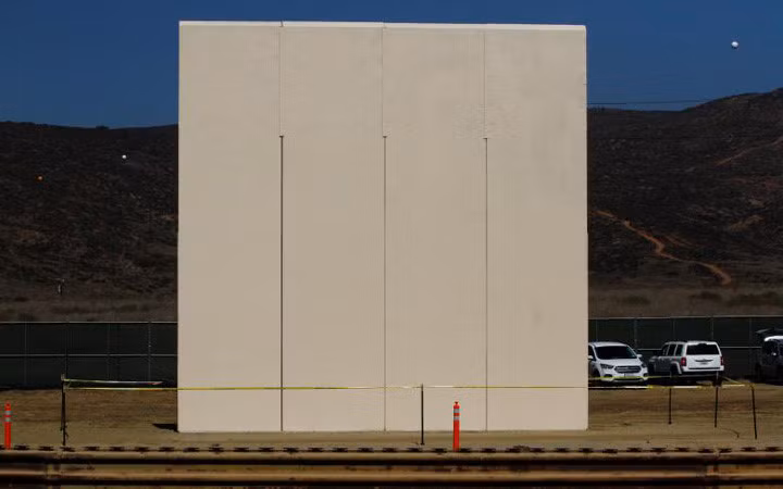 Ngay sau khi nhậm chức, Tổng thống Mỹ đã ký sắc lệnh về việc xây dựng bức tường biên giới.