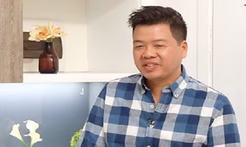 20 nam di hat, Dang Duong bat ngo cong khai tai le